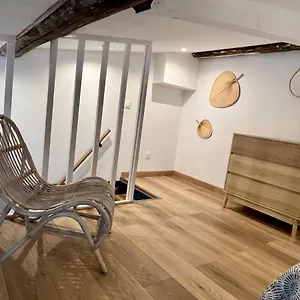 https://la-ciotat-vieux-port-2.fr-provencehotel.com